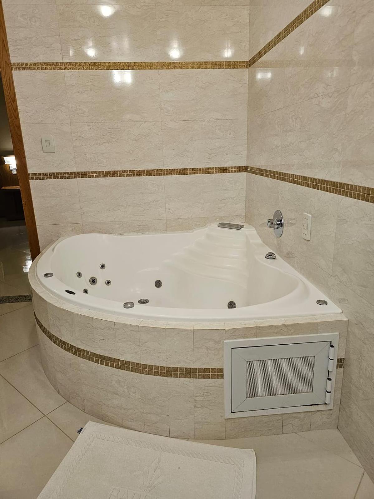 Barbur Center Hotel Ponta Grossa  Eksteriør bilde